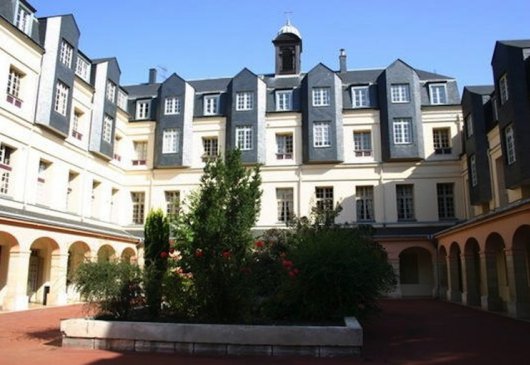 Centre ville, historique, calme, éq...