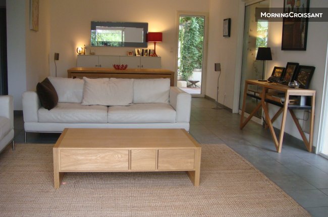 Grande villa avec piscine