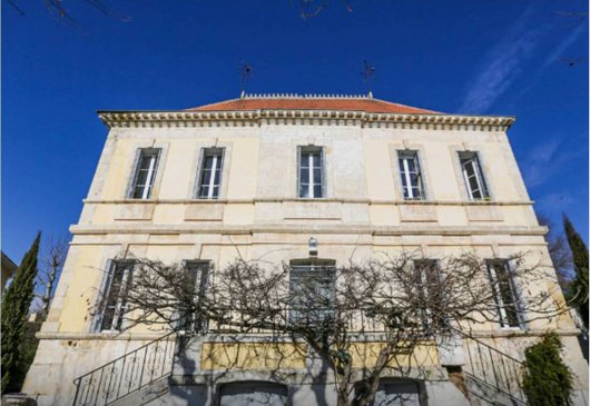 Appartement lumineux dans un manoir