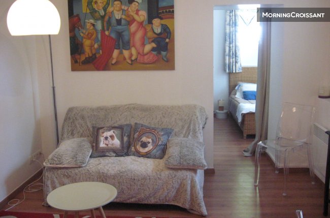  500 M DE LA PLAGE T2 avec parking