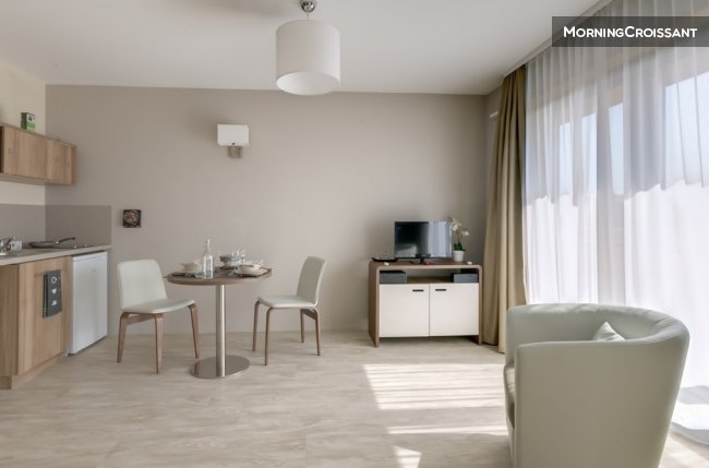 Beau T1 neuf et confortable