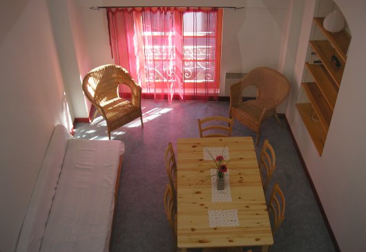 APPARTEMENT DUPLEX PUITS DE LUMIERE