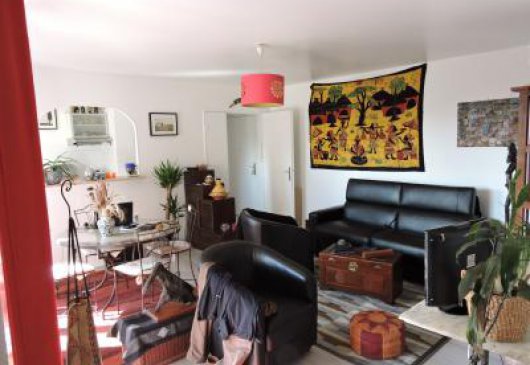 F2 53 m 2 résidence Wilson  