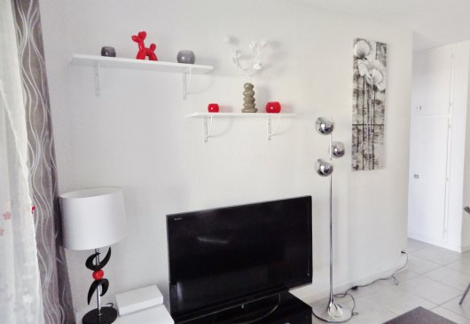 2pièces, internet, garage, piscine