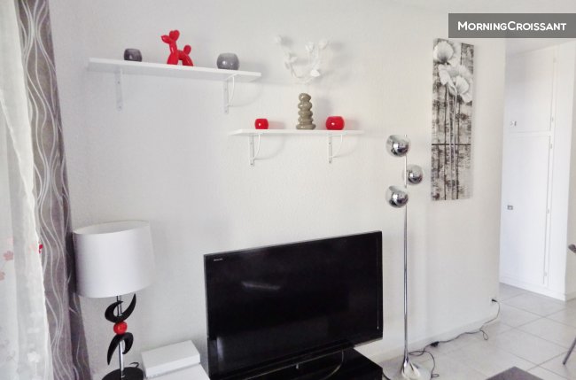 2pièces, internet, garage, piscine