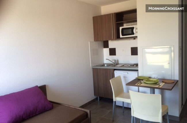 Studio très bien placé av Capelette