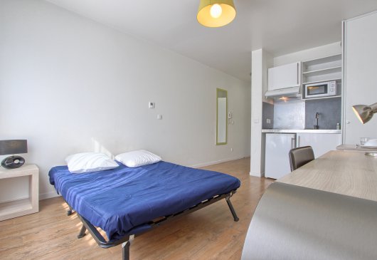 Studio équipé et calme proche Paris