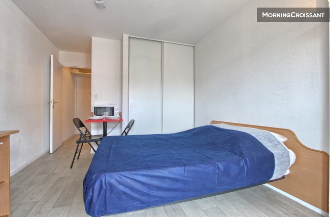 Studio dans Paris 20ème