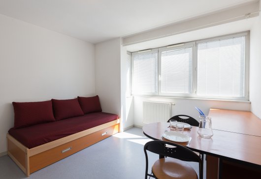 Lumineux studio tout équipé