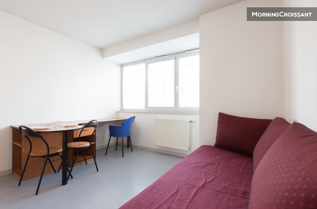 Studio Vigny Musset bien situé 