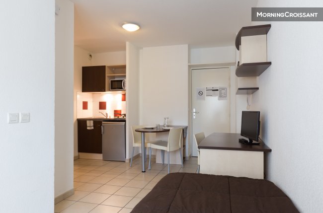 Joli studio vue montagne