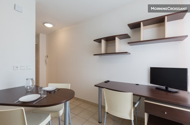 Studio bien placé à Grenoble