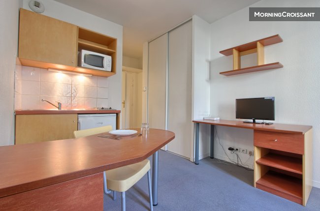 Studio pour 2 proche Disney RER