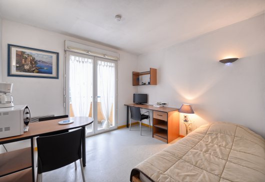 Studio idéal proche Eurexpo