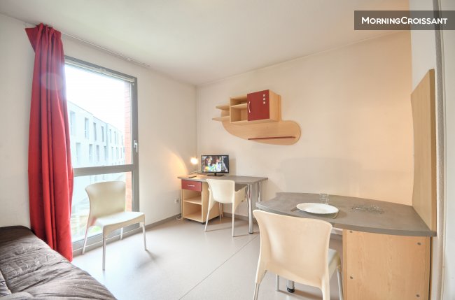 Studio pour 2p. Metro Porte D'Arras